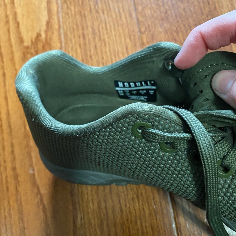Woman’s Size 6.5 NOBULL sneakers in Army Green